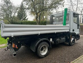 Iveco Eurocargo sklapač a minibager Wacker Neuson - 16