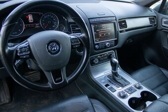 Volkswagen Touareg II 3.0 V6 TDI BMT Premium 4MOTION - 16