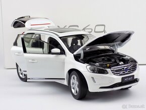 VOLVO XC 60 - 1:18 PAUDI - 16