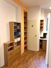 Prenájom 2 izbového bytu 54 m2, Obchodná ulica, Bratislava - 16