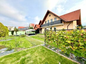 6 IZBOVÝ RODINNÝ DOM V CENTRE MESTA, POZEMOK 796 M2, ŠTÚROVA - 16