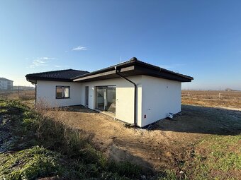 4 izbová NOVOSTAVA rodinného domu Bungalov, Zeleneč - 16