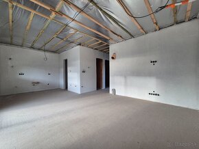 4 – IZB. RD, TERASA 23 m², POZEMOK 577 m²,PLAVECKÉ PODHRADIE - 16