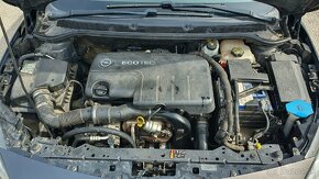 Opel Astra J 1.7 CDTI diesel 96 kW - 16
