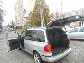 Volkswagen Sharan 2,0 TDI 7 MIESTNE  AJ NA SPLÁTKY - 16