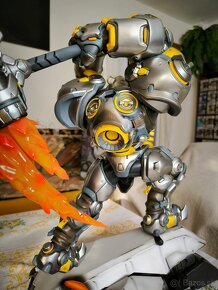 Reinhardt Overwatch-socha - 16