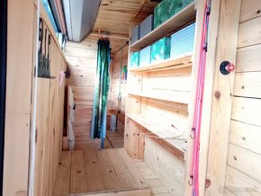 Predáme karavan Mercedes Integro O 550 - tiny house - 16