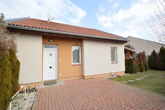 Predaj zariadený 3i RD, 300 m2 pozemok, Rajka - 16