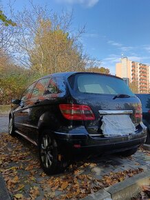 Mercedes benz B - Automat / Kůže /Špatně řadí - 16