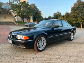 BMW rad 7 730i A/T V8 e38 - 17