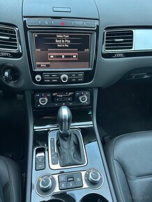 VW Touareg 3.0 TDI 193kw,7/2017,53 000 km - 17