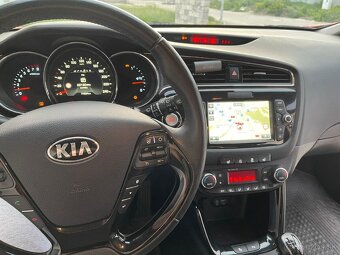 Kia Ceed 1.6GDi 99kw Benzin M6 Platinum - plna vybava - 17