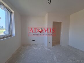 Predáme 4izbový bungalov 140m2 Cestice, obecná voda, ČOV, le - 17