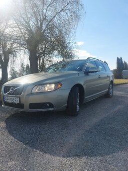 Volvo V70 2012 D5 158kw biturbo - 17