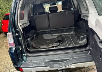 Mitsubishi Pajero 3,2DI-D serviska ,7 Míst 4x4 nafta manuál - 17