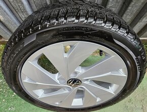 Atraktívna, originálna zimná sada VW - 5x112 r17 +205/50 r17 - 17