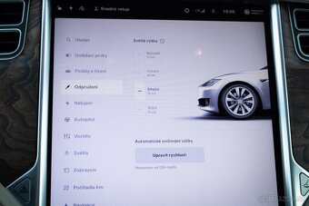 Tesla S 90d AWD, Free supercharger, Autopilot, panoráma, DPH - 17