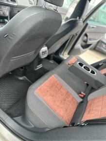 SEAT ATECA DSG 4X4 , TOP STAV - 17