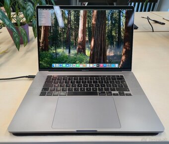 P: MacBook Pro 16" SK Space Gray - 16GB, 1TB, 5500M, 900e - 17