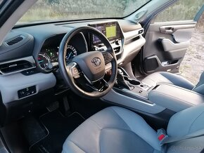 Toyota highlander 2.5 hybrid, 7 miestne - 17