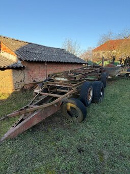 Poľnohospodárske stroje, vlečky, motory, kolesá, peneumatiky - 17