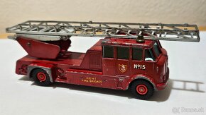 Predám stare matchbox modely - 17