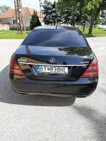 Predám MERCEDES S 400 HYBRID W 221 rok 2010 - 17