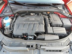 Audi A3 Sportback (8PA) 2.0 TDI CR 103kW (2009) - 17