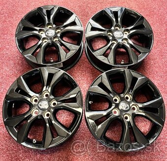 5x114,3 R16 Originál Alu Toyota Yaris CROSS 2022 + senzory - 17