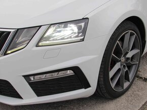 Škoda Octavia Combi 2.0 TDI RS DSG - 17