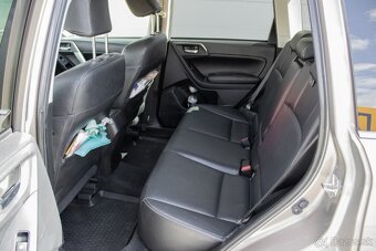 Subaru Forester 2.0i Comfort CVT - 17