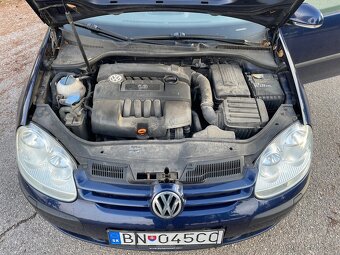 VW golf V 1,6 - 17