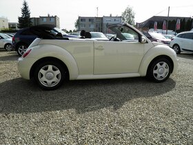 Volkswagen Beetle Cabrio - 17