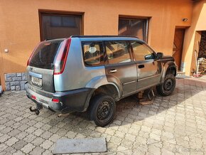 Predám Nissan X-Trail T30 2.2dCi 2006 - 17