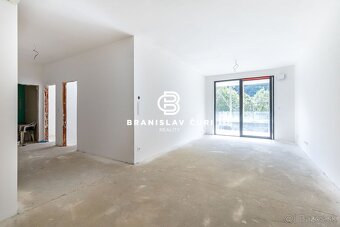 VILLA ČERMEĽ 3,5- IZBOVÝ BYT S TERASOU - 141,72 m2 - 17