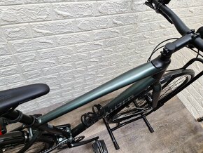 Ponúkam na predaj bicykel Specialized Sirrus X 4.0  28" - 17