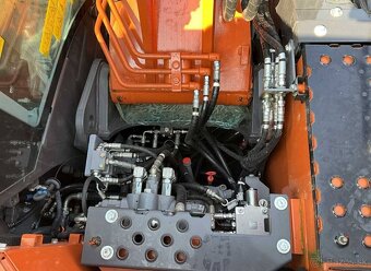 Bager, Hitachi ZX 135 US-7 , 7mtH, 74kw - 17