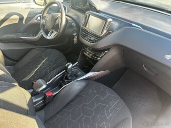 Peugeot 2008 1.2 PureTech - 17