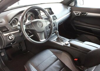 Mercedes-Benz Třídy E E 350 Kupé Elegance benzín automat - 17