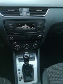 Škoda octavia III Kombi 2.0tdi 110kw DSG r.v.2014 - 17