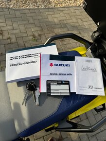 Suzuki Dl 1050 XT V-Strom 2500km - 17