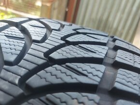 Špičkové zimné pneu Bridgestone Blizzak - 255/50 r20 109H - 17