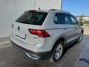 Volkswagen Tiguan 2.0 TDI EVO Elegance 4Motion DSG - 17