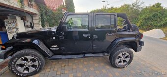 Jeep Wrangler Sahara Unlimited - 17