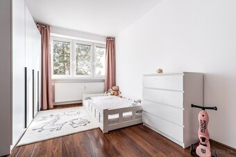 NA PREDAJ NADČASOVÝ, TEHLOVÝ 3 IZBOVÝ BYT | 79m2 + BALKÓN |  - 17