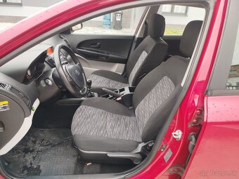 Kia ceed 1.6i - 17