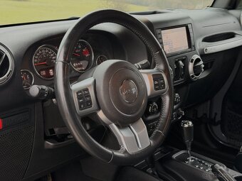 Jeep Wrangler Rubicon Unlimited - 17