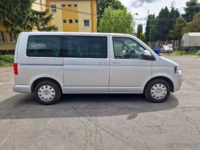 Predám  Volkswagen T5 Caravelle 2.0 TDI 103 KW DSG 9-miestna - 17