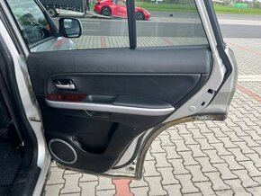 Suzuki Grand Vitara 1.9 DDiS 1 maj. v ČR TZ na 2t - 17