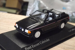 1:43 Ford - 17